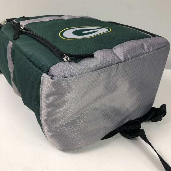 Green Bay Packers Insulated Backpack Cooler 32 Can capacity Tailgate NFL NWT - Picture 9 of 11